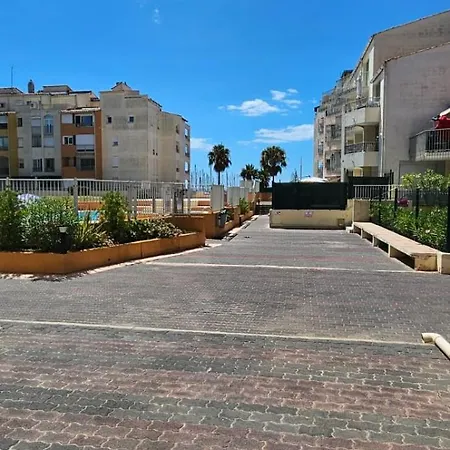 Casa de Férias Le Paradis Du Port Cozy Near Port And Beaches In Cap Dagde