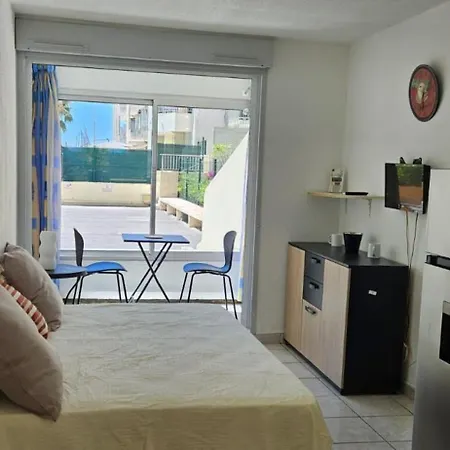 Le Paradis Du Port Lumineux Et Confortable Pour 2 Personnes