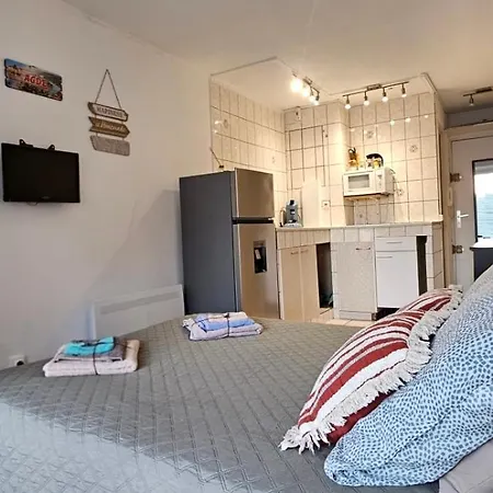 Hébergement de vacances Le Paradis Du Port Lumineux Et Confortable Pour 2 Personnes *